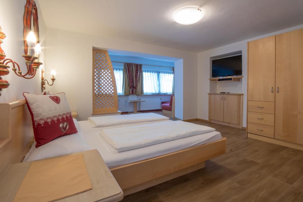 Hotel Garni Snaltnerhof Ortisei Eksteriør billede