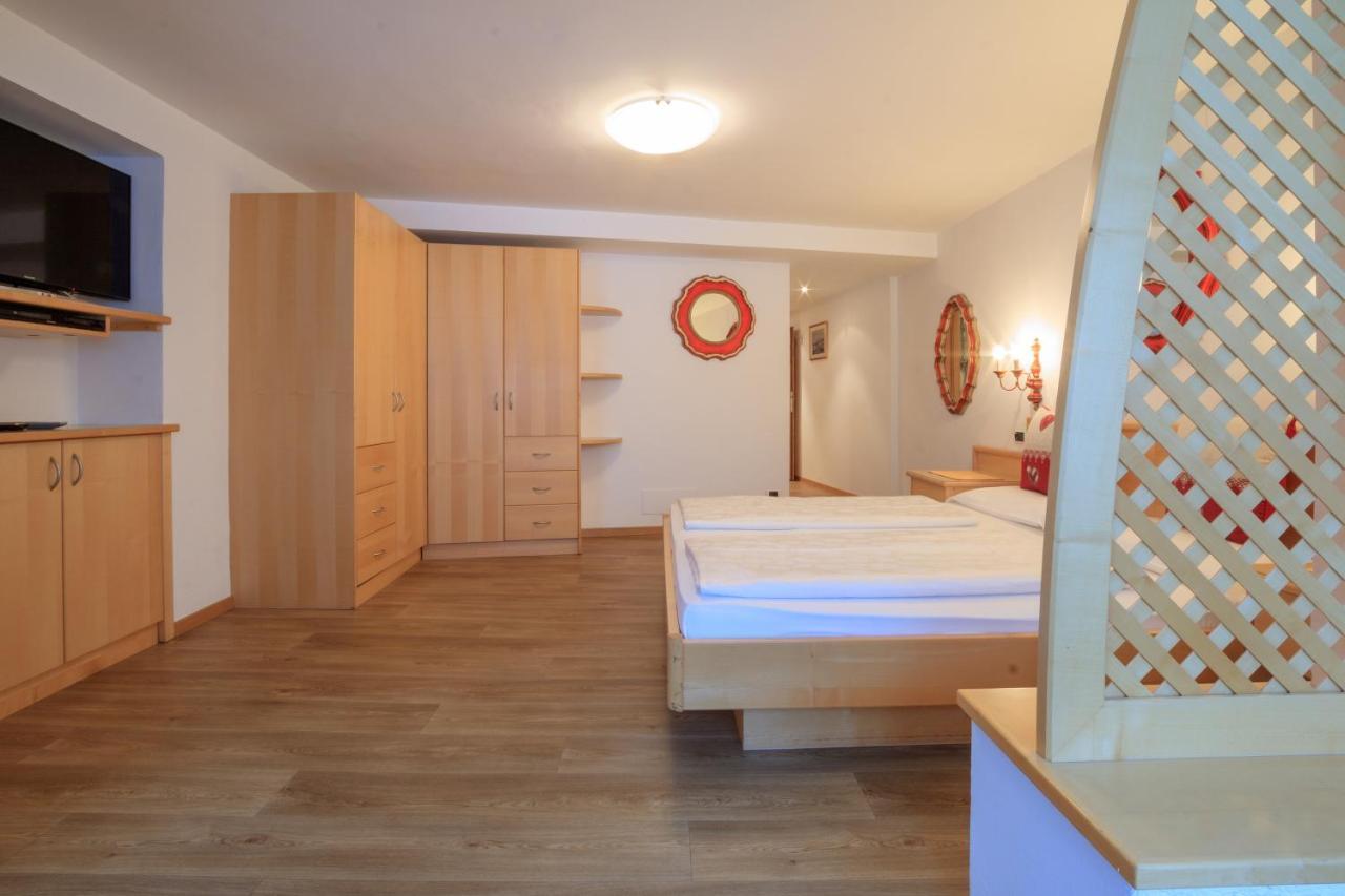 Hotel Garni Snaltnerhof Ortisei Eksteriør billede